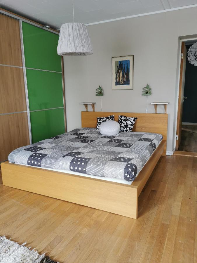 Gamla Skolan Rum & Oevernattning I Spjutstorp Apartment Luaran gambar