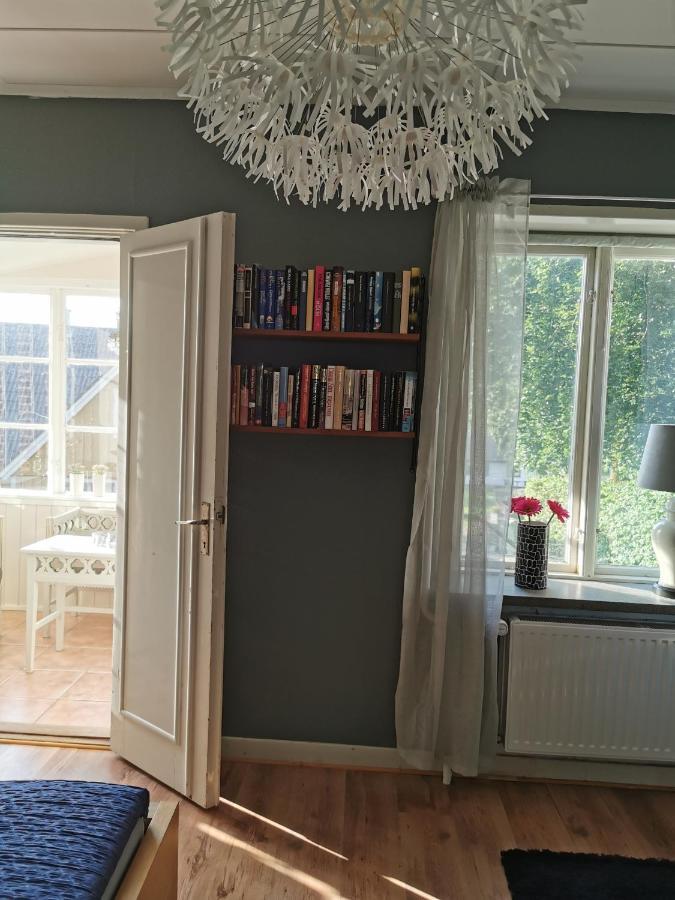 Gamla Skolan Rum & Oevernattning I Spjutstorp Apartment Luaran gambar