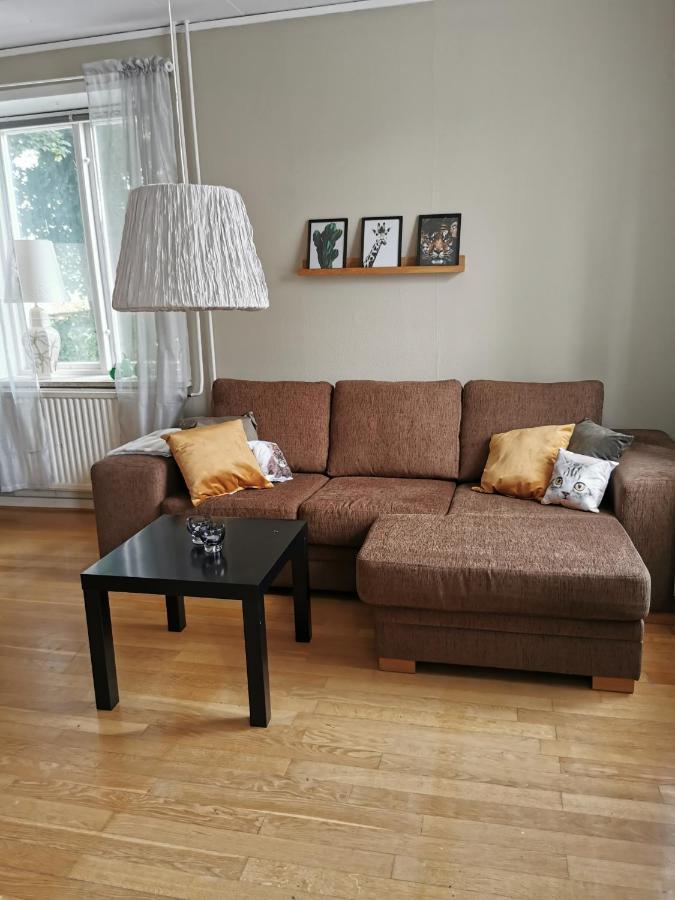 Gamla Skolan Rum & Oevernattning I Spjutstorp Apartment Luaran gambar
