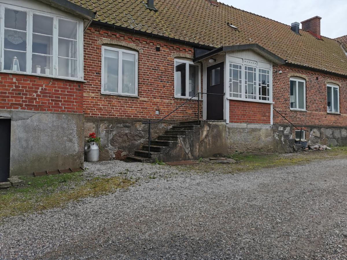 Gamla Skolan Rum & Oevernattning I Spjutstorp Apartment Luaran gambar