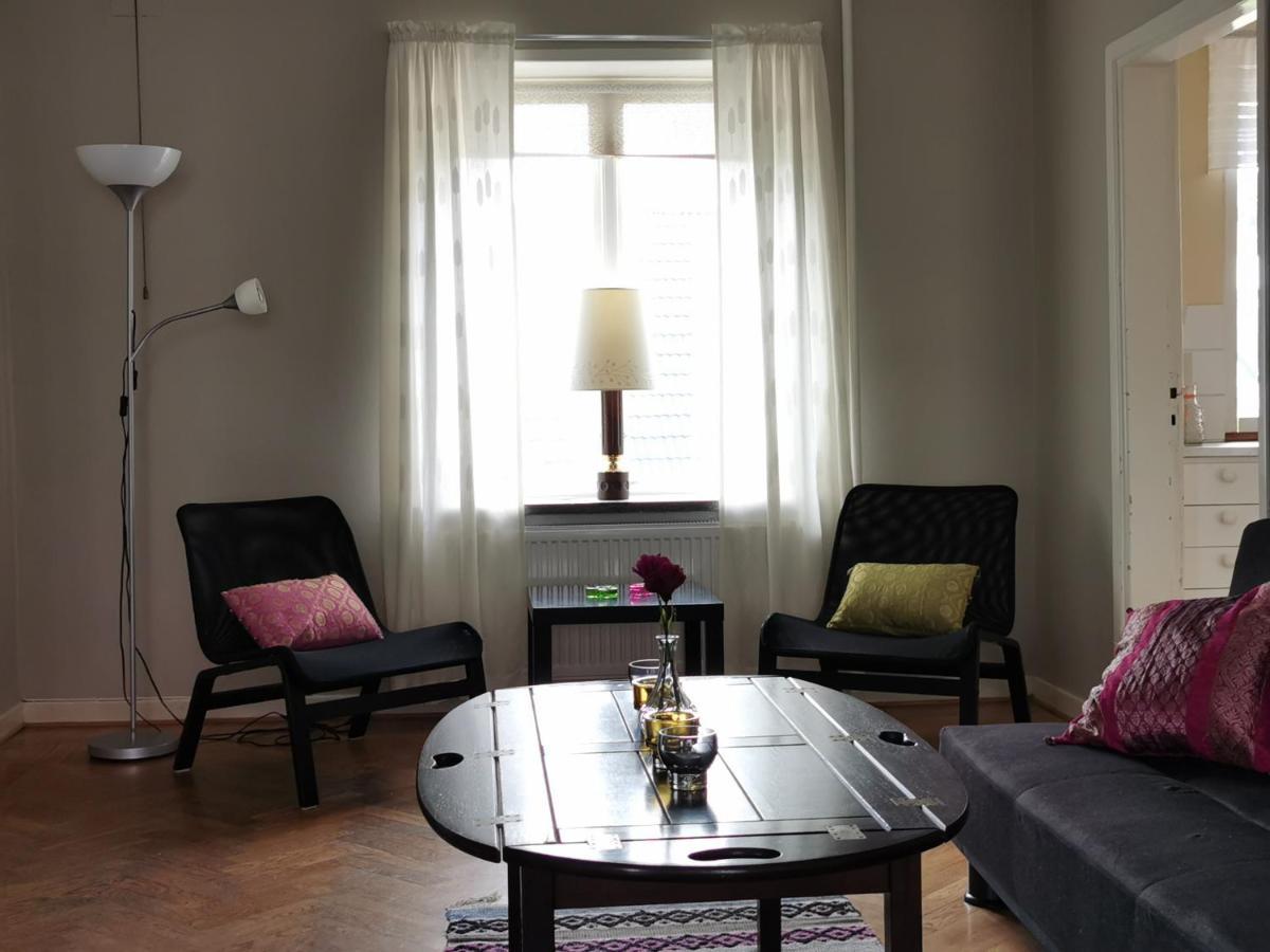 Gamla Skolan Rum & Oevernattning I Spjutstorp Apartment Luaran gambar